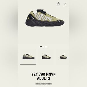 YEEZY 700 MNVN 43 1/2 (9.5US)